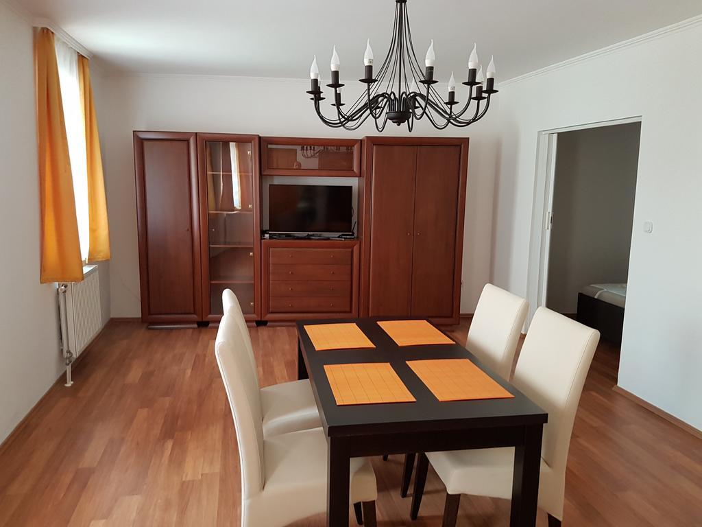 Apartman Kaszas Central Mosonmagyaróvár Dış mekan fotoğraf